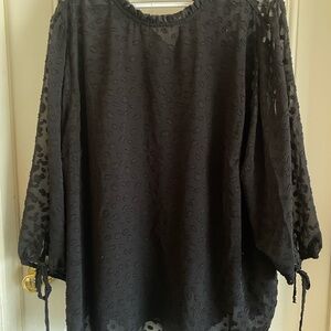 Chic Black Patterned Women's Blouse